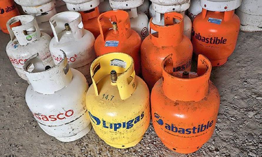 Comienza análisis de proyectos que autorizan a municipios a distribuir y comercializar gas