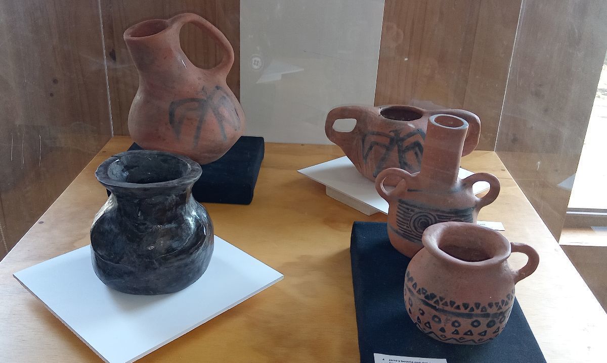 Arqueología UACh Inauguró exposición Reloncaví: Memorias del Barro