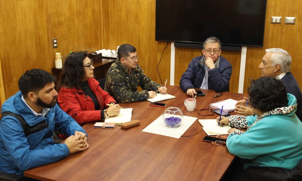 Municipalidad de Puerto Montt sostuvo reunión de trabajo junto a Colegio de Profesores Puerto Montt