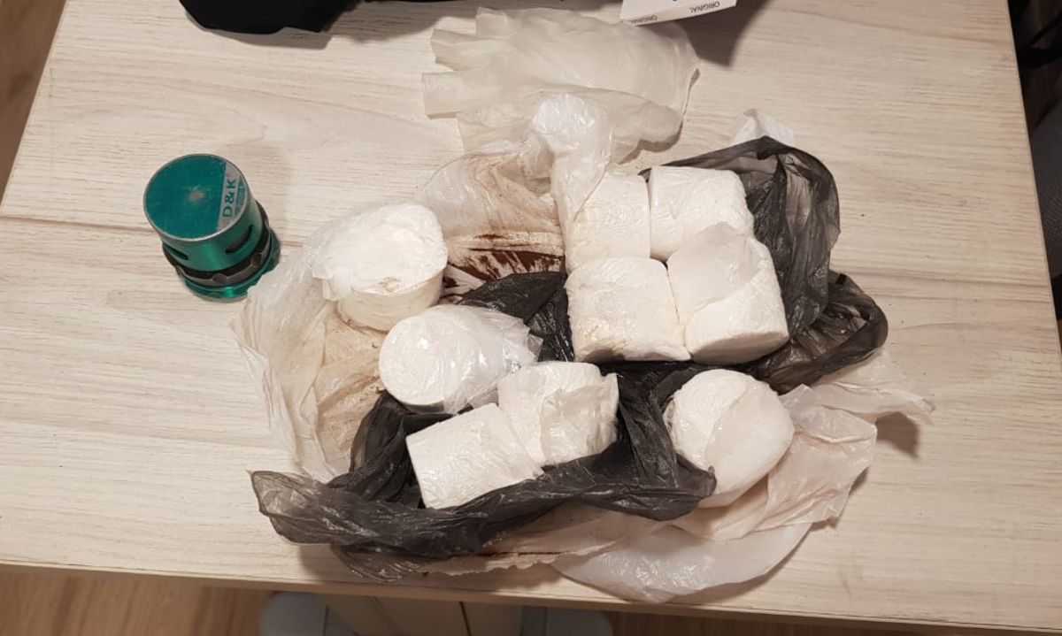 Aduana incauta casi 1 kilo de cocaína en Chaitén
