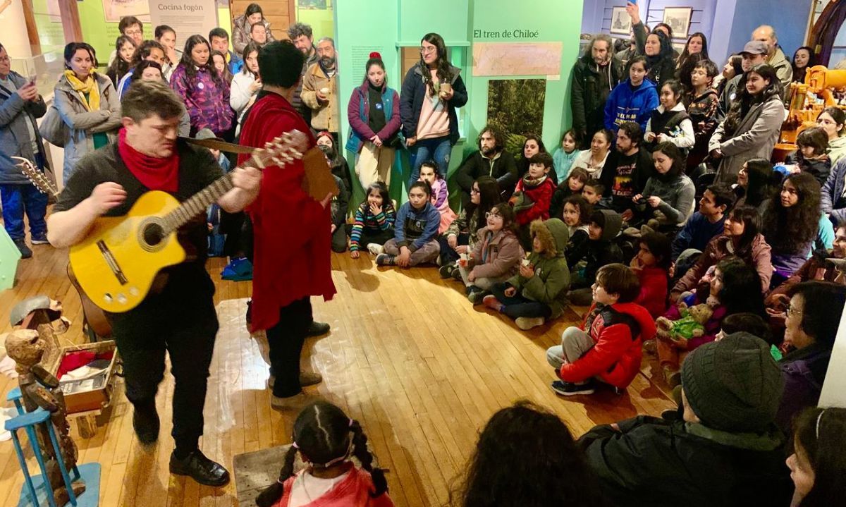 Con récord de asistentes se vivió Noche de Museos en Museo de Ancud